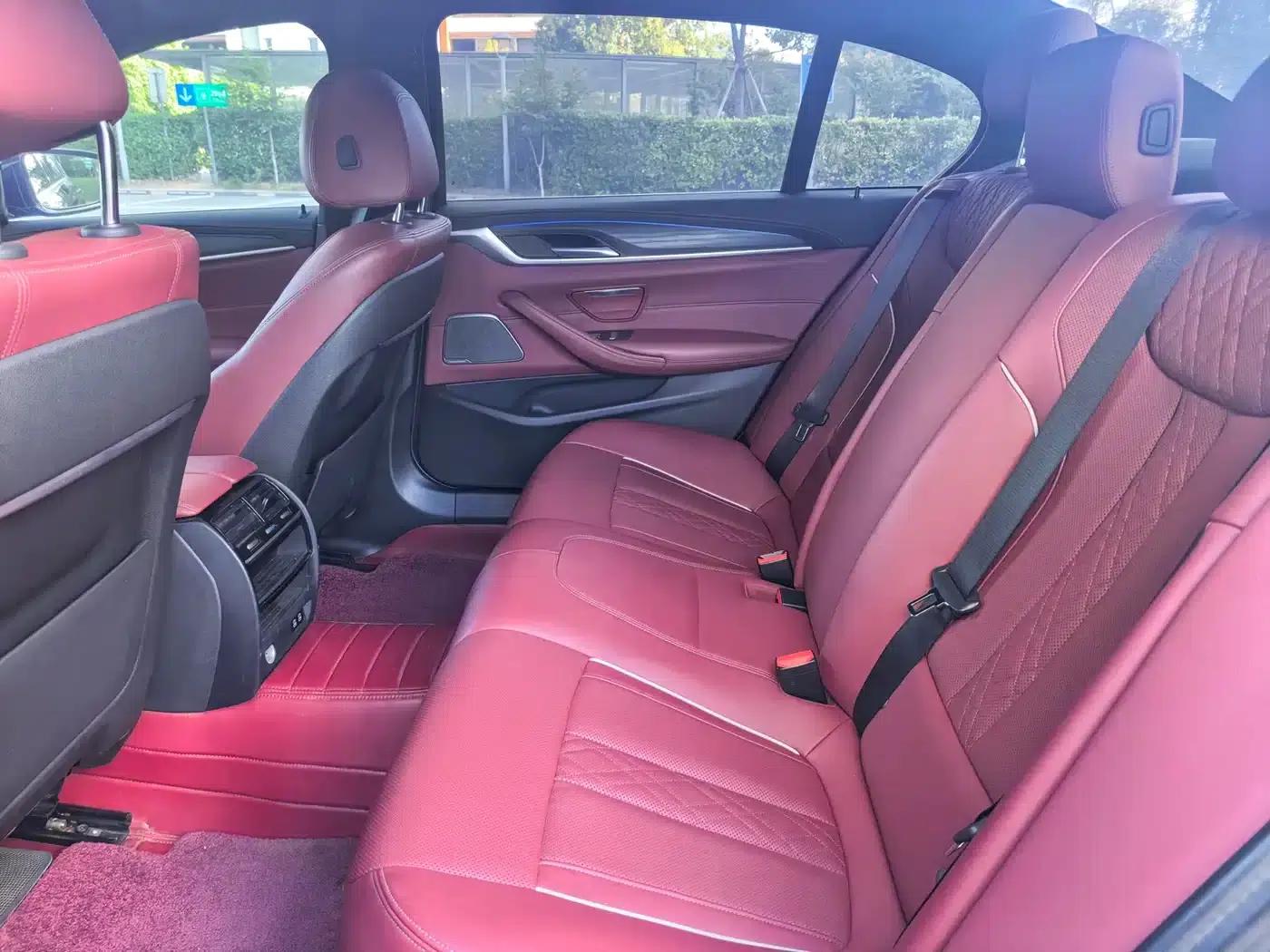 2021 BMW 5 Series 530Li Leading Edition M Sport Package — миниатюра 12