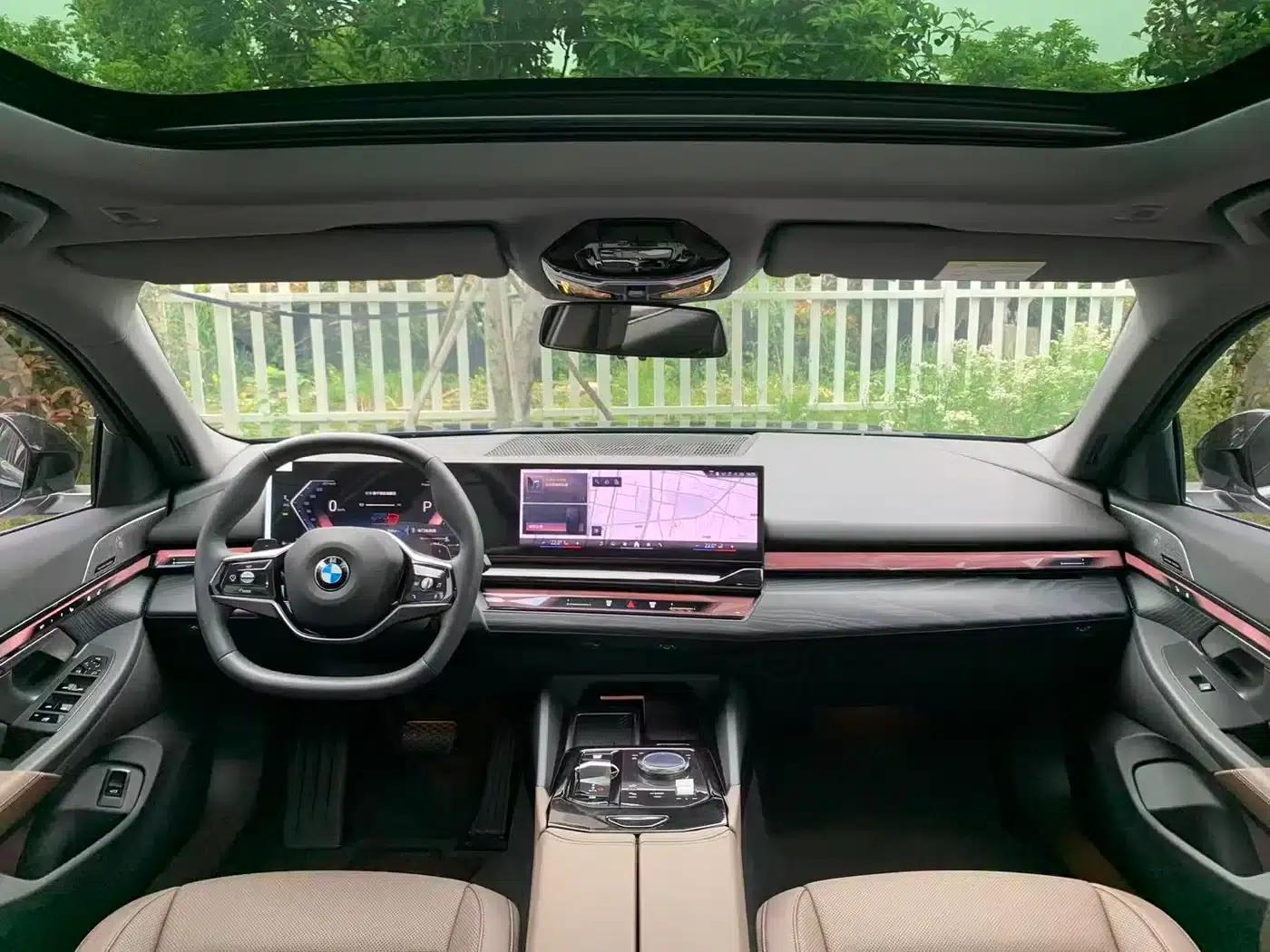 2024 BMW 5 Series 530Li Leading Luxury Package — миниатюра 7