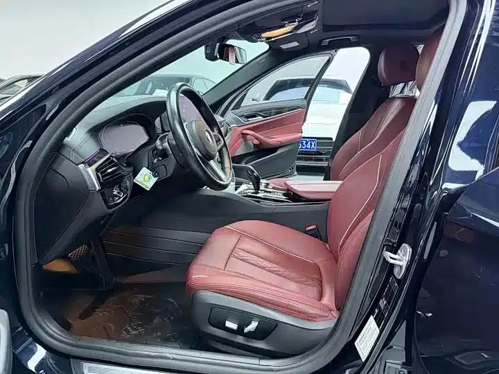 2021 BMW 5 Series 525Li M Sport Package — миниатюра 5