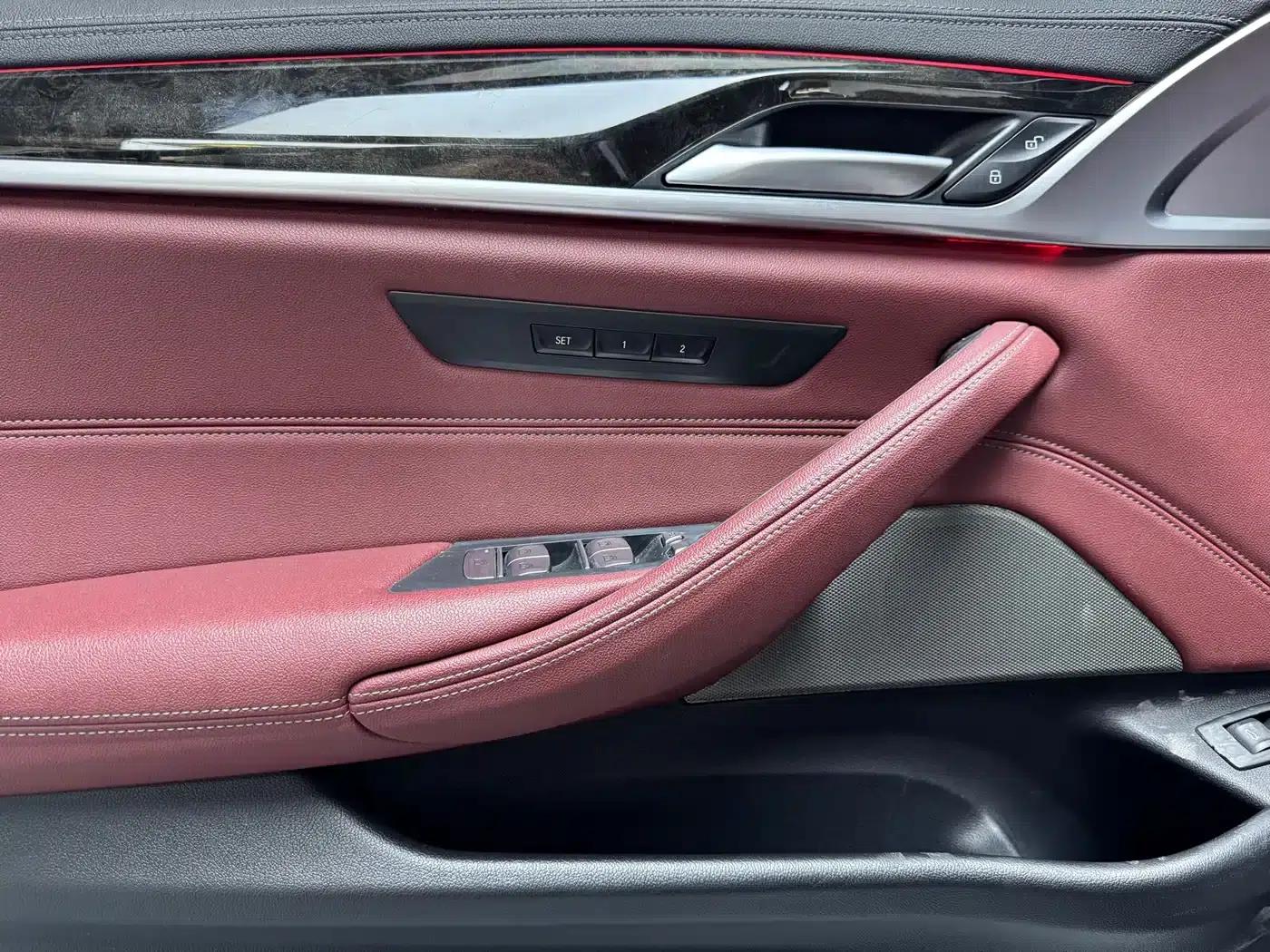2021 BMW 5 Series 525Li M Sport Package — миниатюра 5