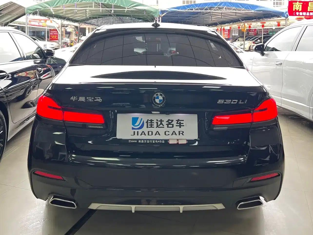 2022 BMW 5 Series 530Li Leading Edition M Sport Package — миниатюра 5