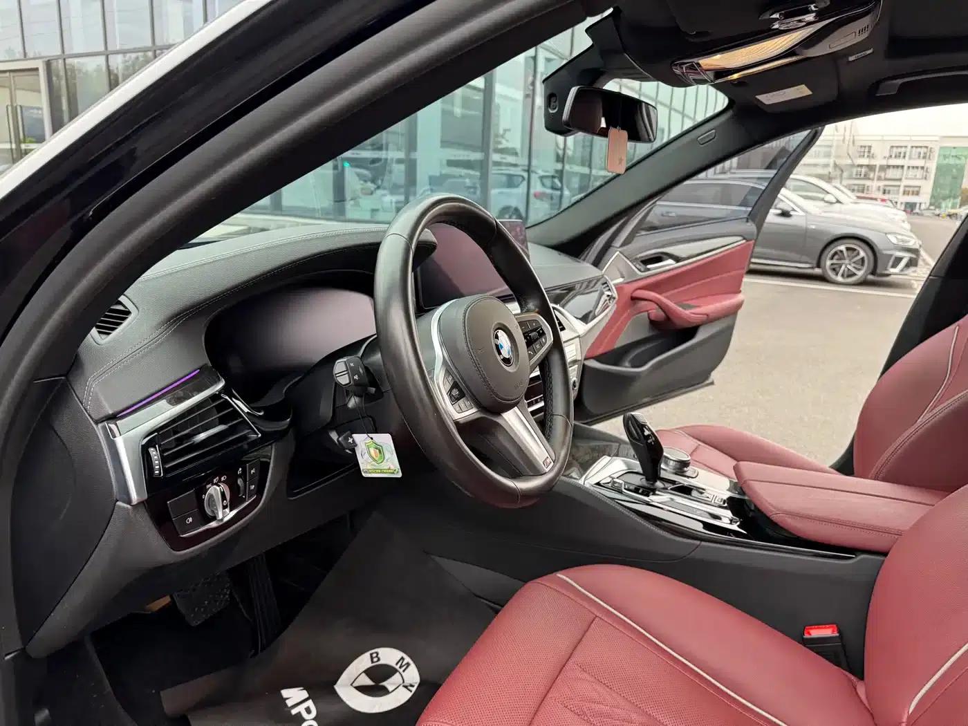 2021 BMW 5 Series 525Li M Sport Package — миниатюра 5