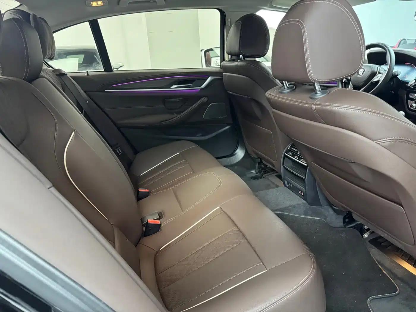 2022 BMW 5 Series 530Li Leading Luxury Package — миниатюра 15