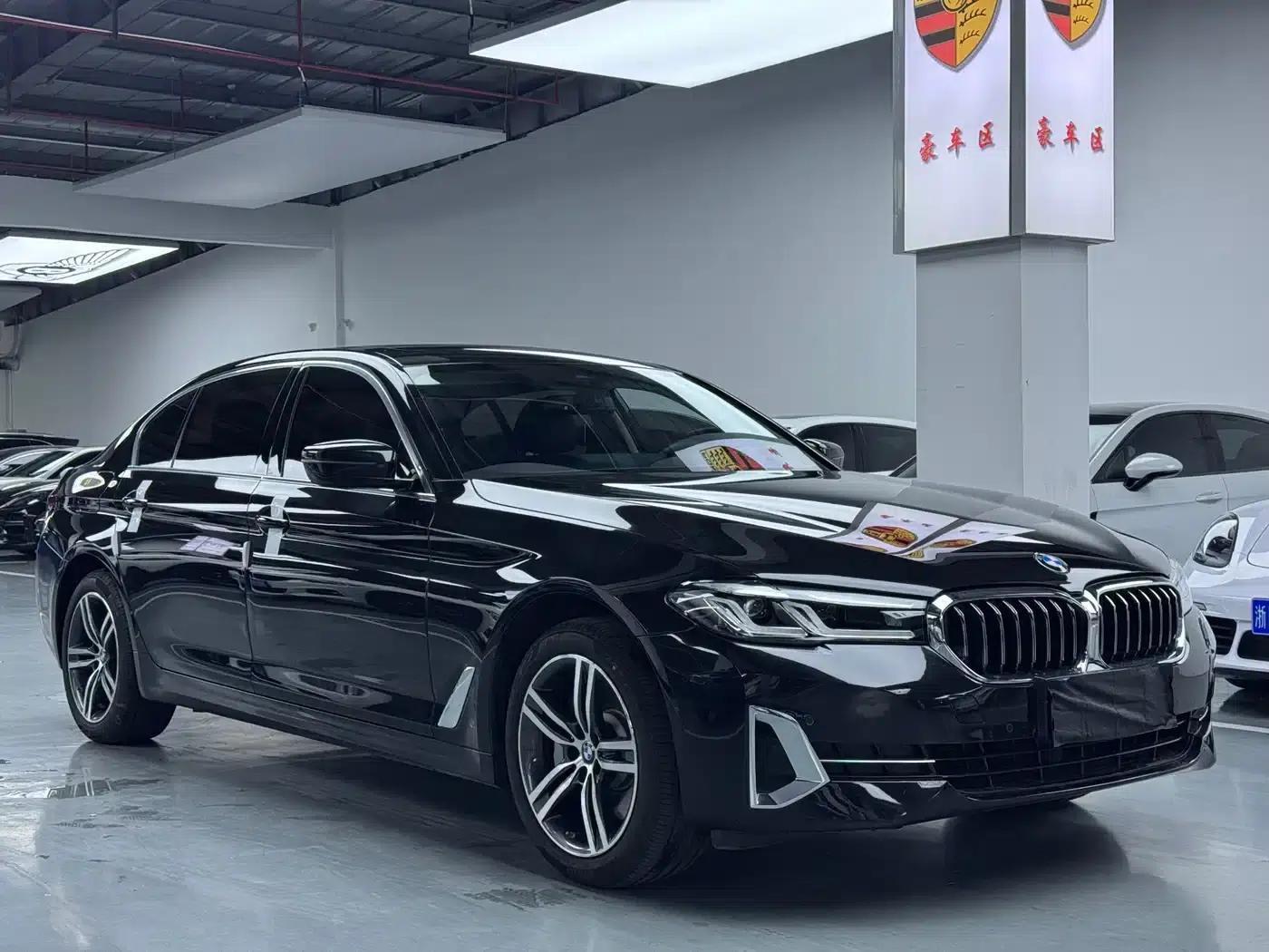 2022 BMW 5 Series 530Li Leading Luxury Package — миниатюра 3