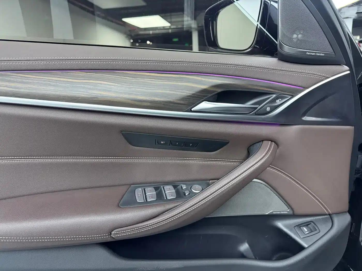 2022 BMW 5 Series 530Li Leading Luxury Package — миниатюра 7