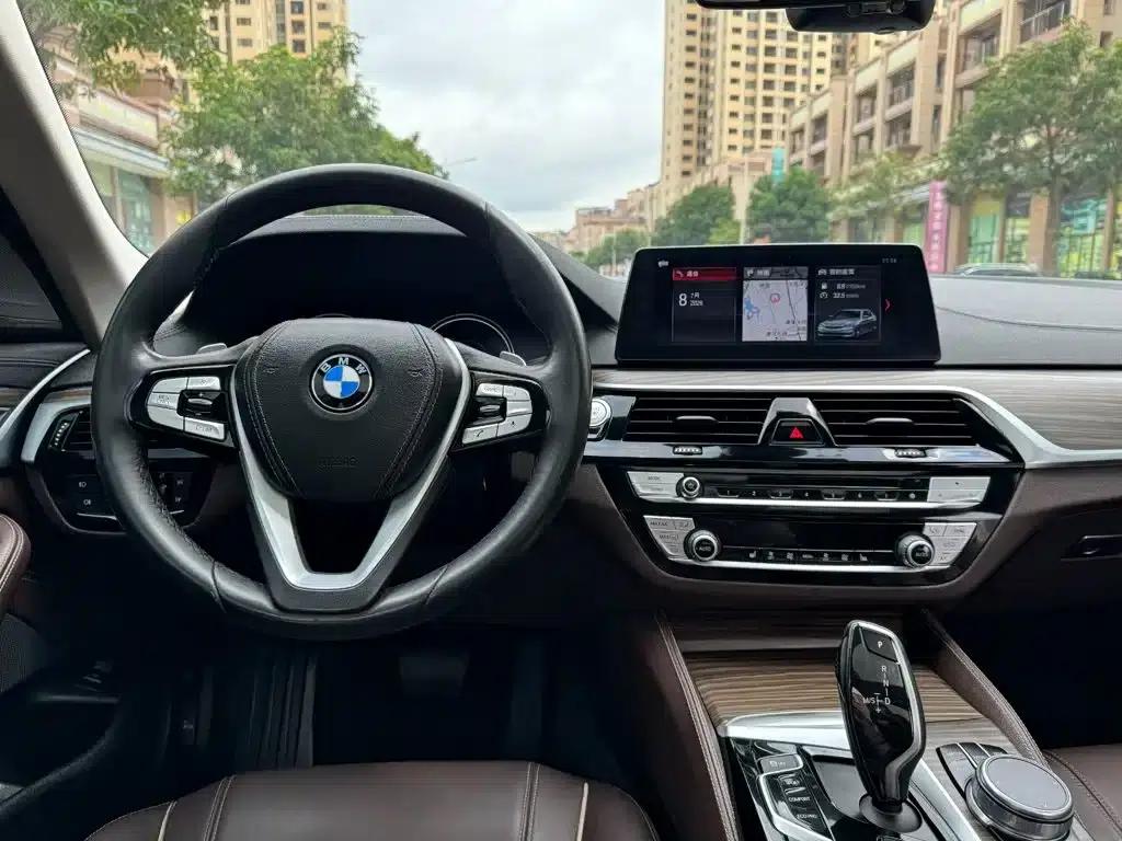 2018 BMW 5 Series Facelift 530Li Leading Luxury Package — миниатюра 17