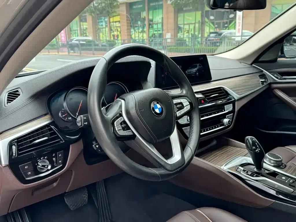 2018 BMW 5 Series Facelift 530Li Leading Luxury Package — миниатюра 22