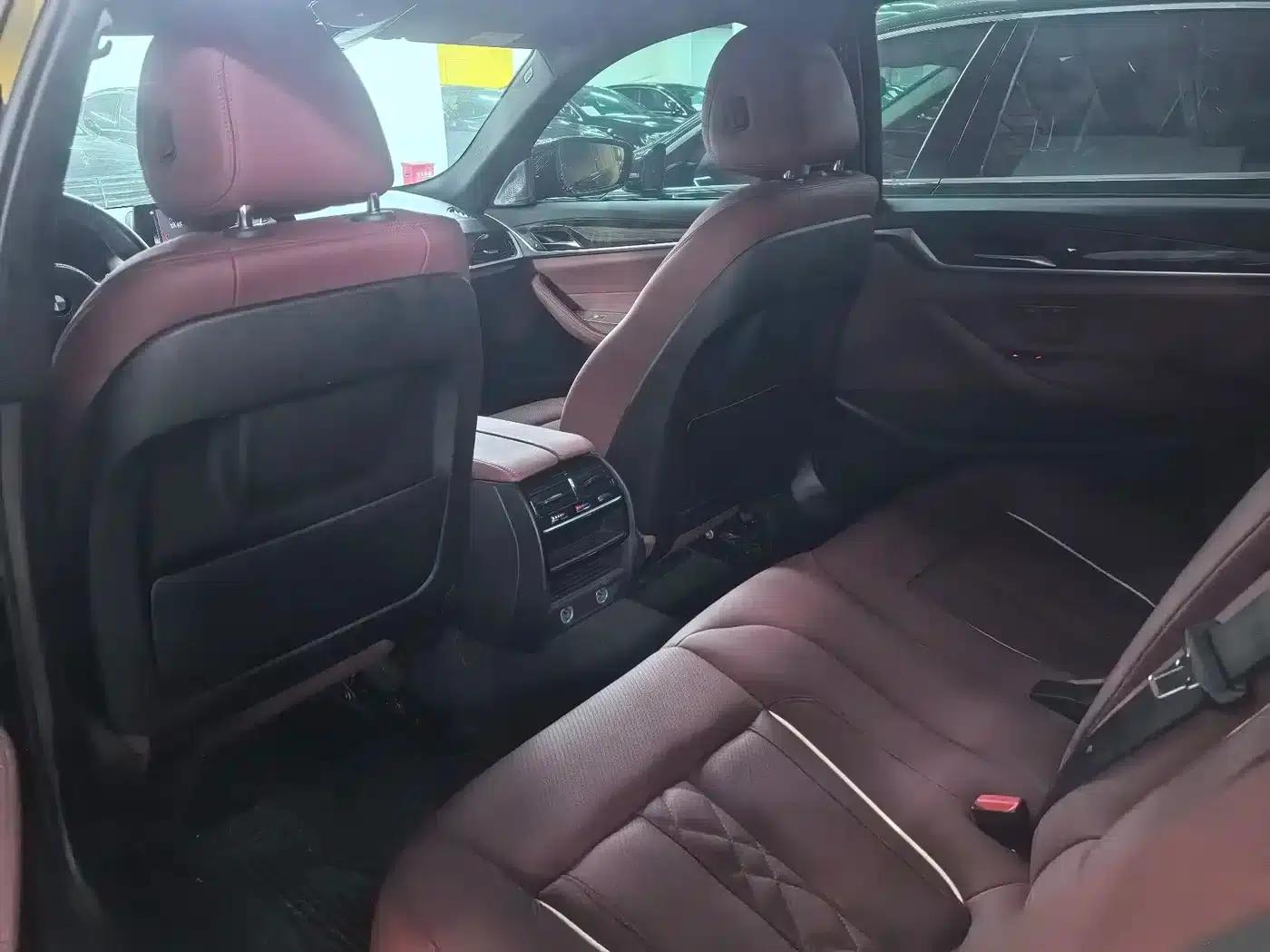 2018 BMW 5 Series 530Li xDrive M Sport Package — миниатюра 5