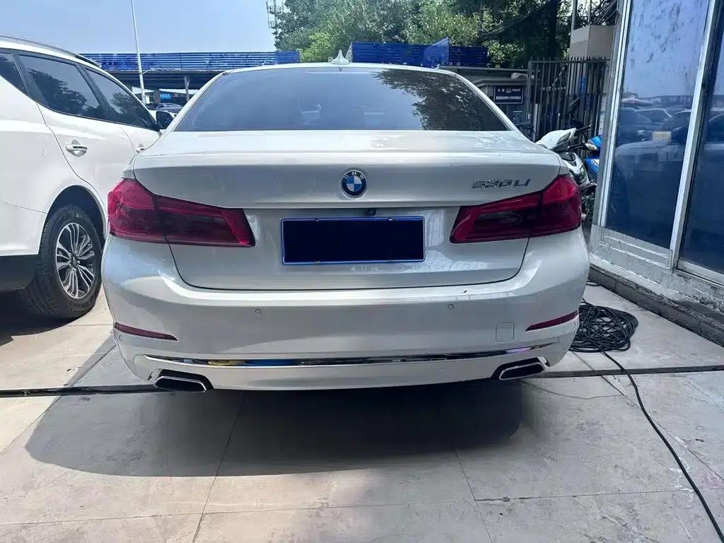 2018 BMW 5 Series 530Li Leading Luxury Package — миниатюра 18