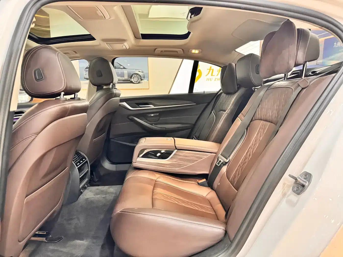 2018 BMW 5 Series Facelift 530Li Leading Luxury Package — миниатюра 12