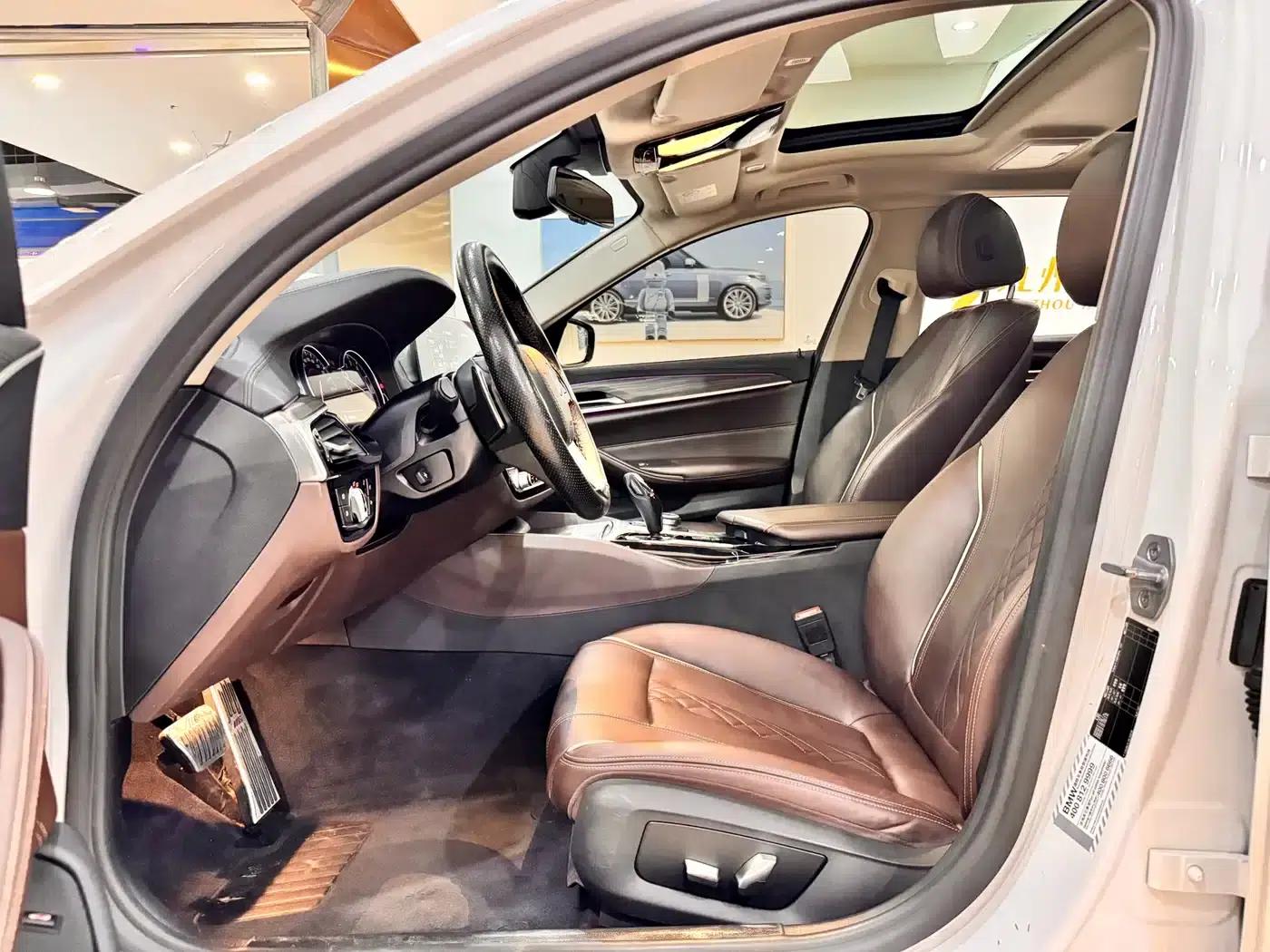 2018 BMW 5 Series Facelift 530Li Leading Luxury Package — миниатюра 9