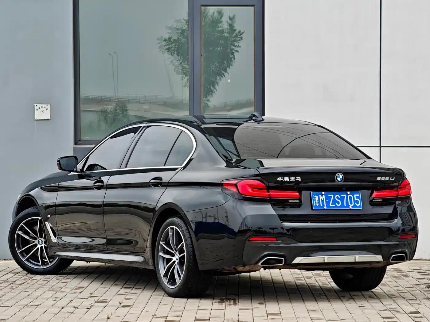 2021 BMW 5 Series Facelift 525Li M Sport Package — миниатюра 4
