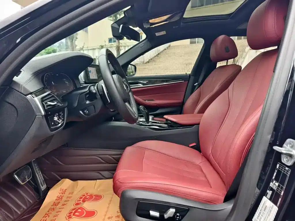 2020 BMW 5 Series 530Li Luxury M Sport Package — миниатюра 4