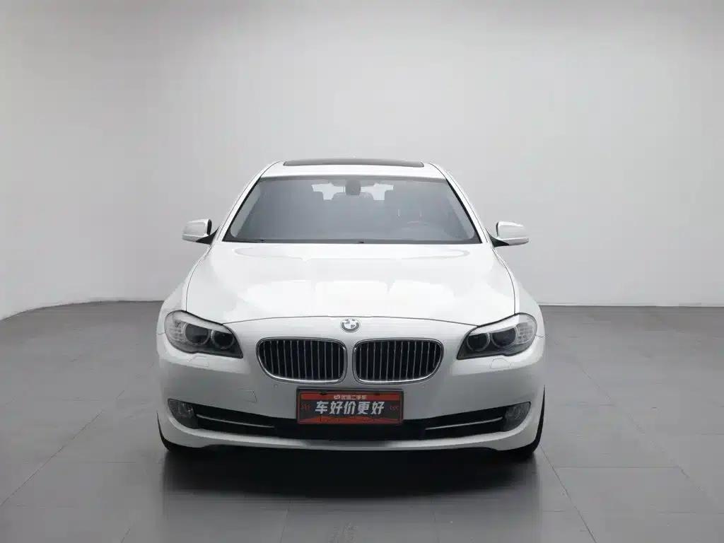 BMW 5 Series 2012 523Li Luxury — миниатюра 3