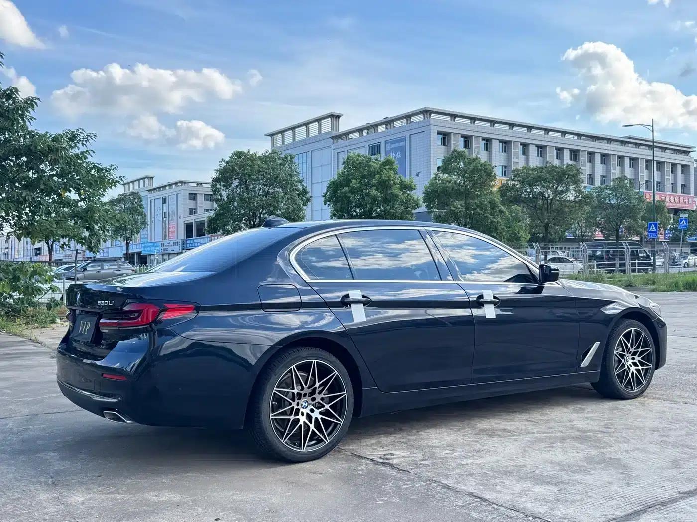2023 BMW 5 Series 530Li Leading Luxury Package — миниатюра 20