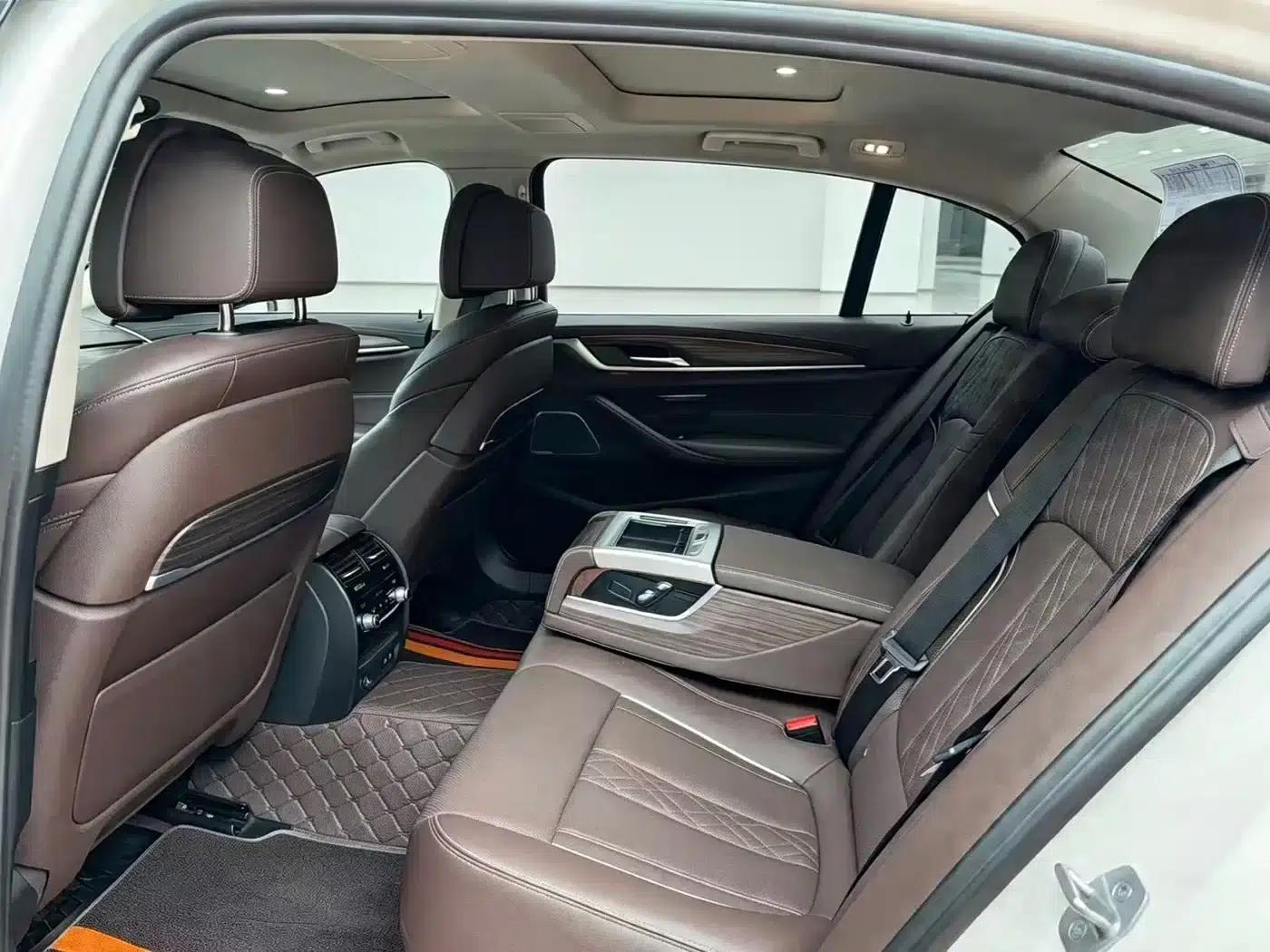 BMW 5 Series 2022 530Li Luxury Package — миниатюра 6
