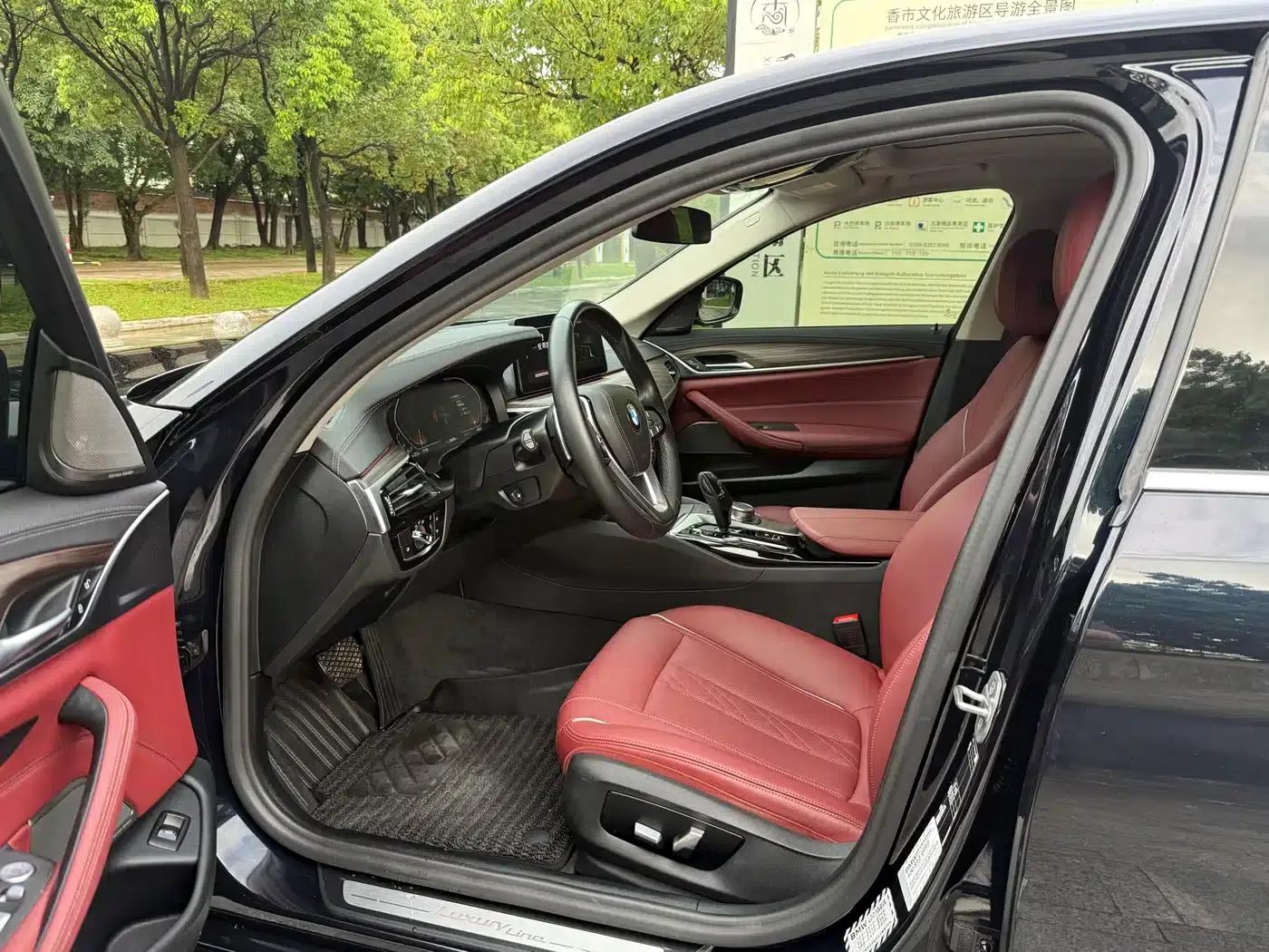 2022 BMW 5 Series 530Li Leading Luxury Package — миниатюра 4