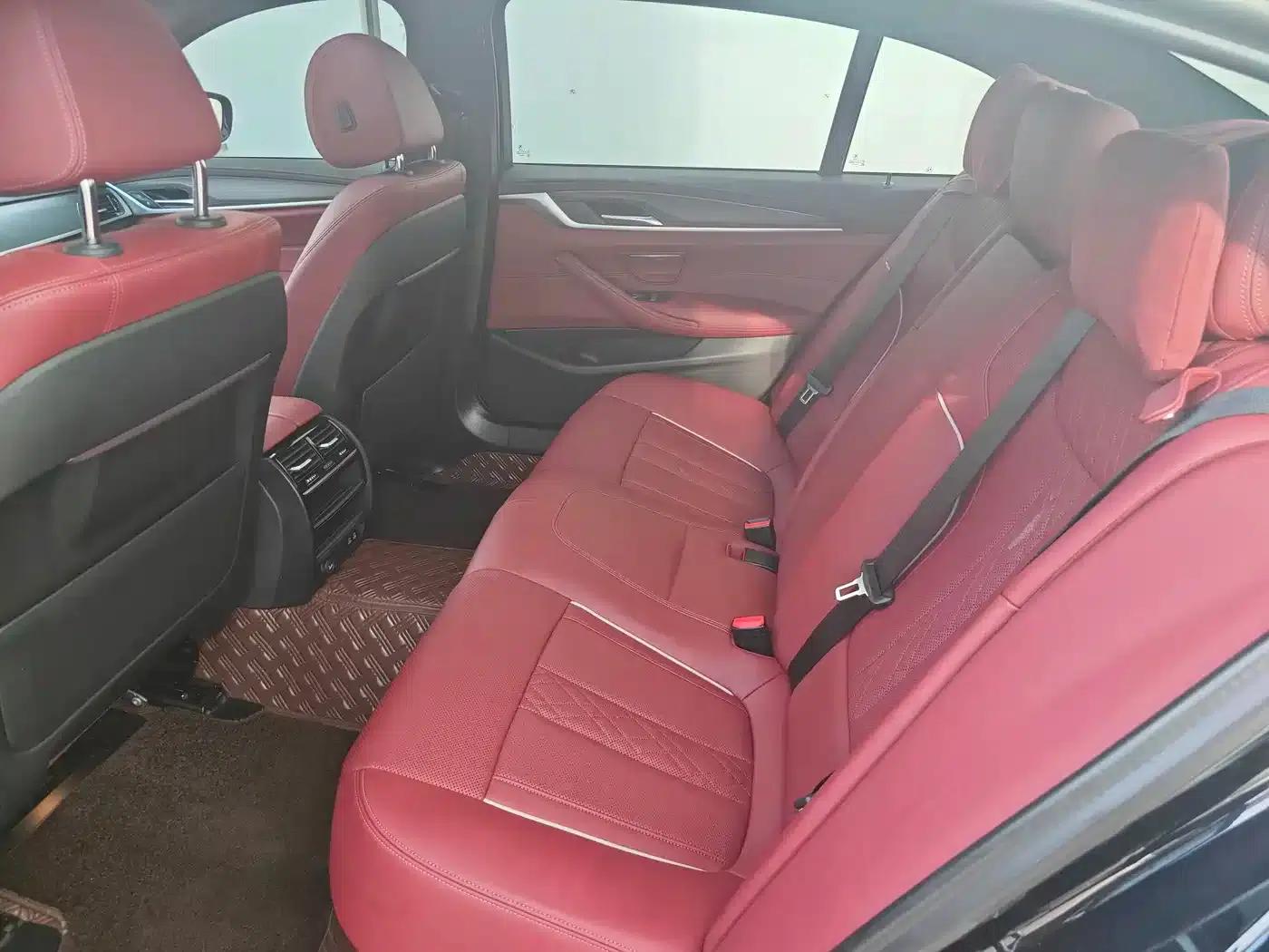 2023 BMW 5 Series 530Li Leading Edition M Sport Package — миниатюра 9