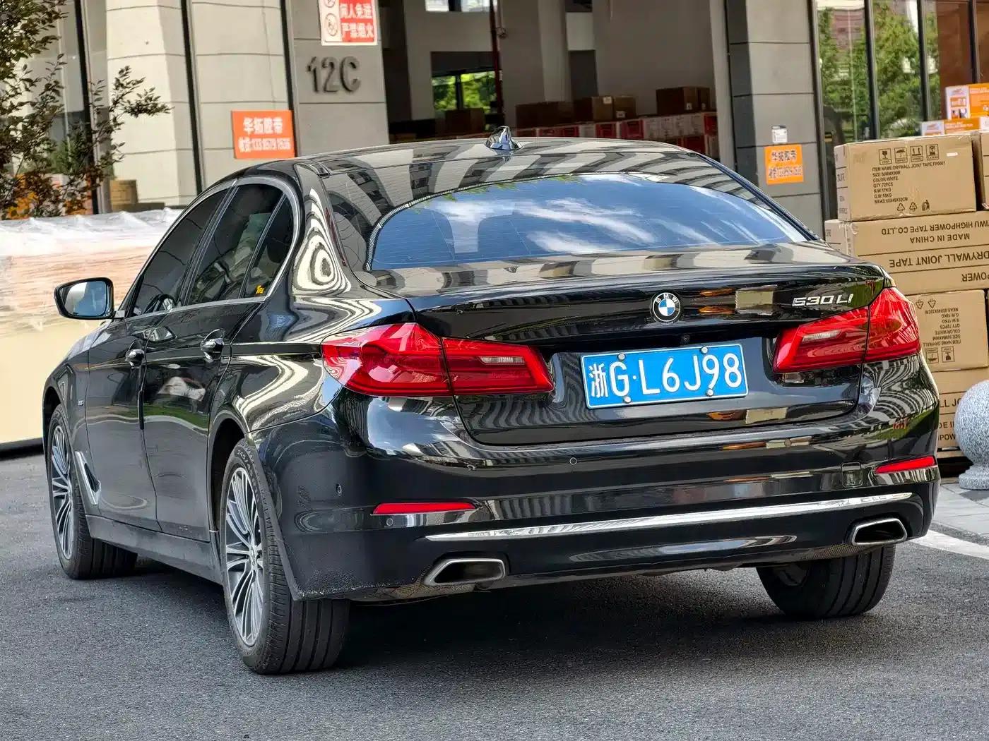 2018 BMW 5 Series Facelift 530Li Luxury Package — миниатюра 3