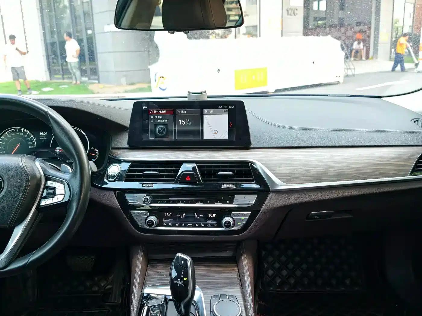 2018 BMW 5 Series Facelift 530Li Luxury Package — миниатюра 6