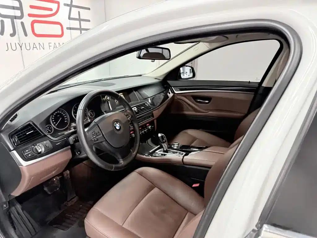 2014 BMW 5 Series 520Li Elegant Edition — миниатюра 8
