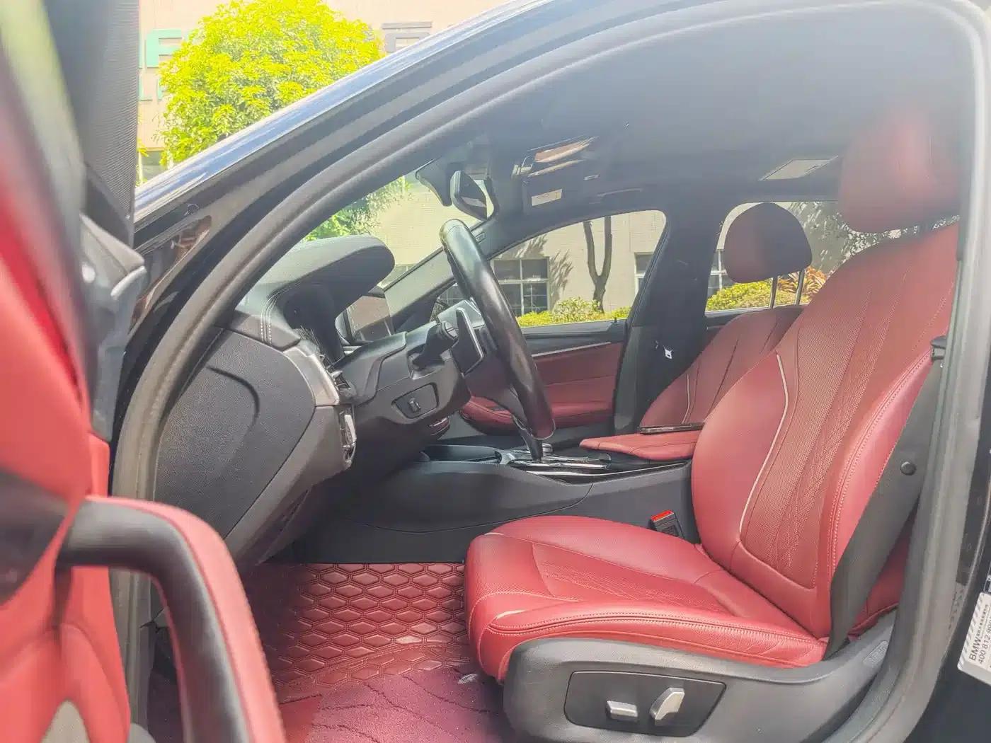 2022 BMW 5 Series 530Li Leading Edition M Sport Package — миниатюра 8