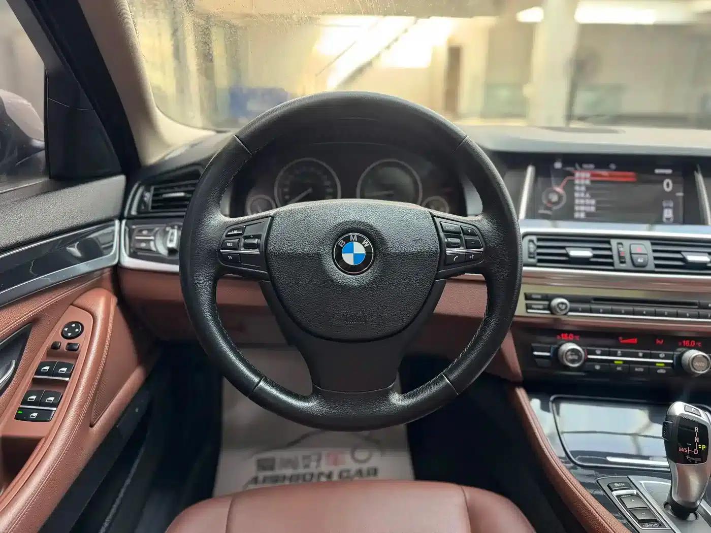 2014 BMW 5 Series 520Li Elegant Edition — миниатюра 12