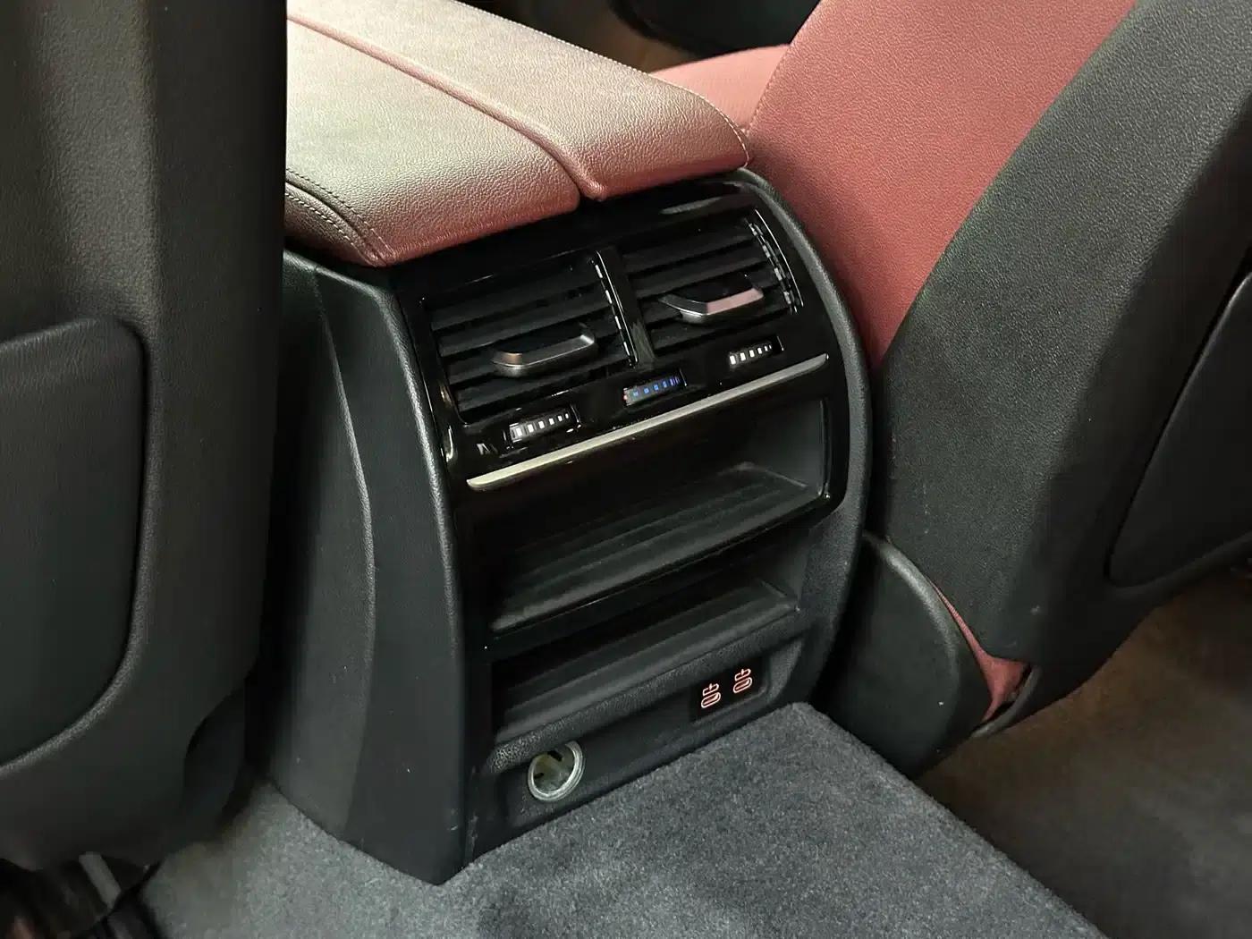2022 BMW 5 Series 530Li Leading Edition M Sport Package — миниатюра 12