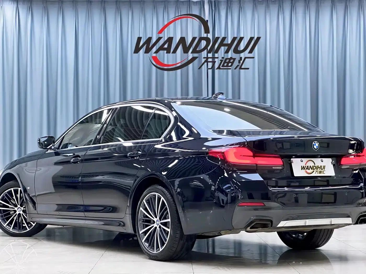 2022 BMW 5 Series 530Li Leading Edition M Sport Package — миниатюра 4