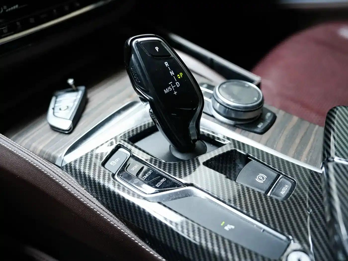 2018 BMW 5 Series Facelift 530Li Leading Luxury Package — миниатюра 12
