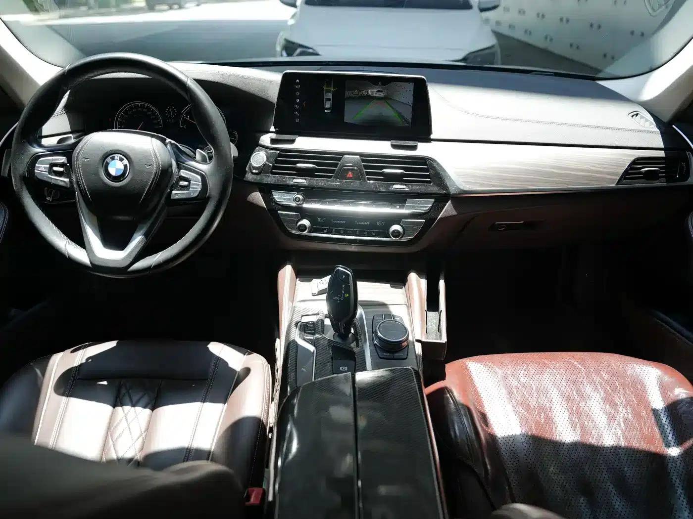 2018 BMW 5 Series Facelift 530Li Leading Luxury Package — миниатюра 9
