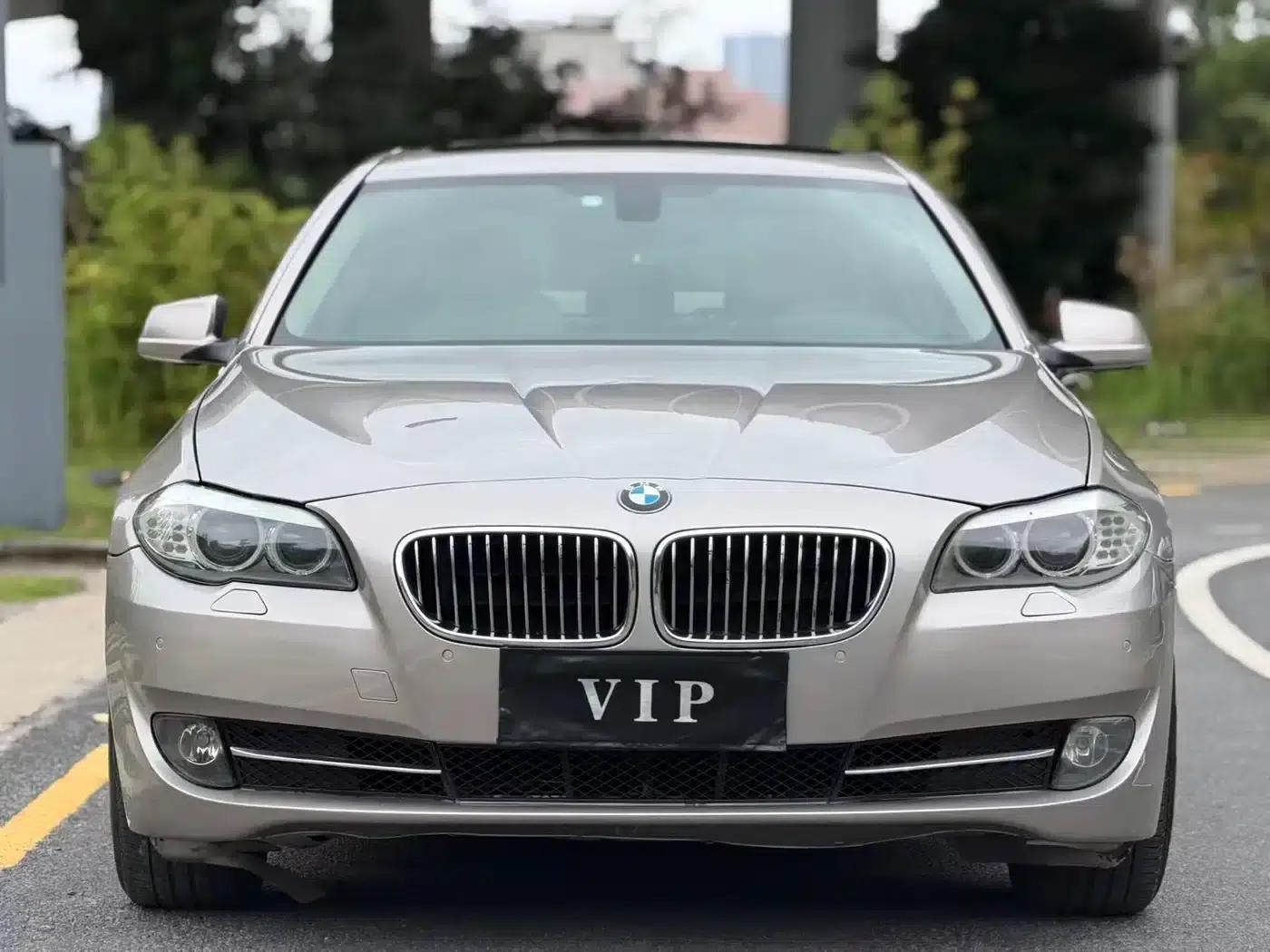 BMW 5 Series 2013 520Li Elegant Edition — миниатюра 2