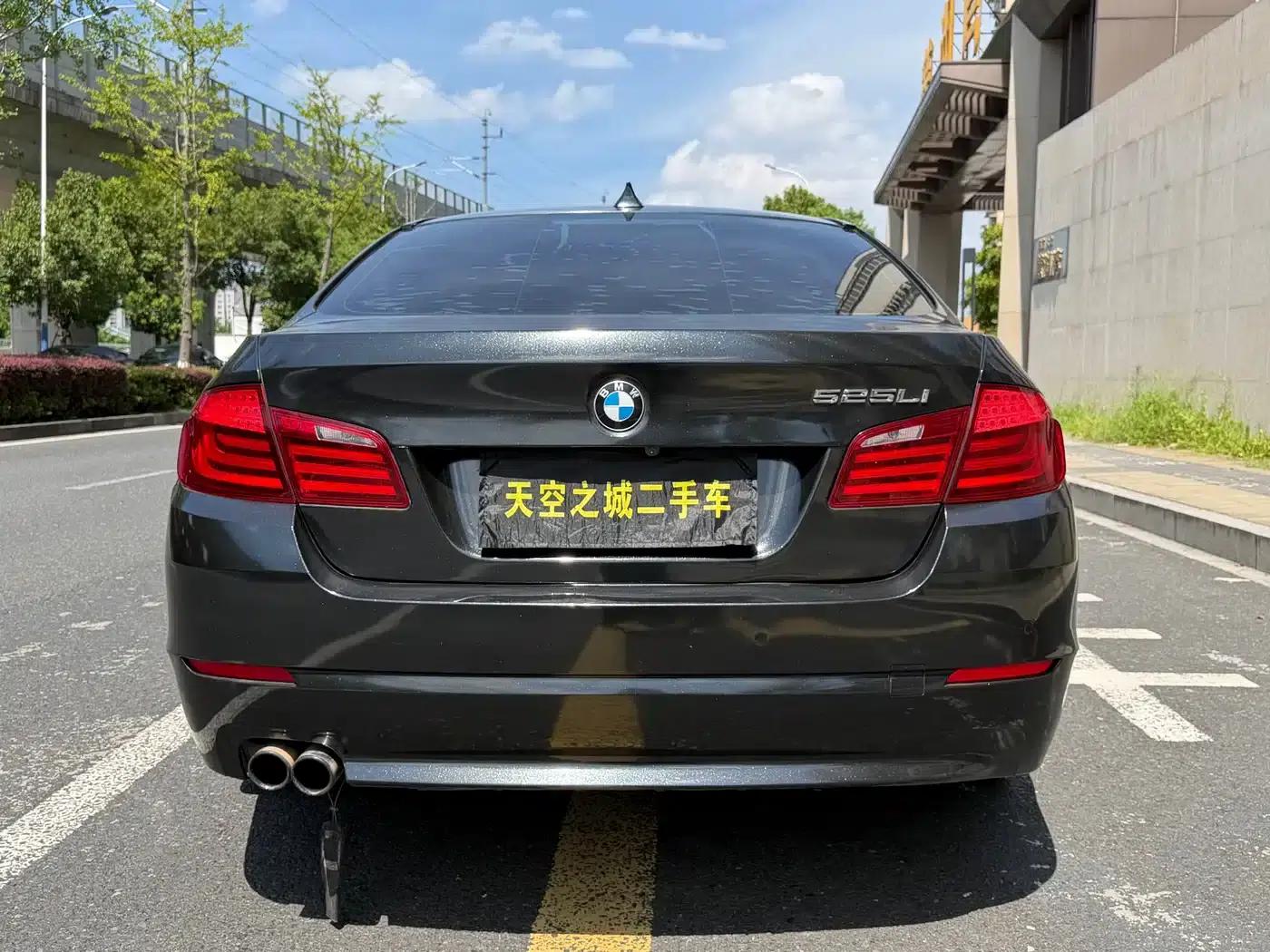 BMW 5 Series 2013 525Li Luxury — миниатюра 18