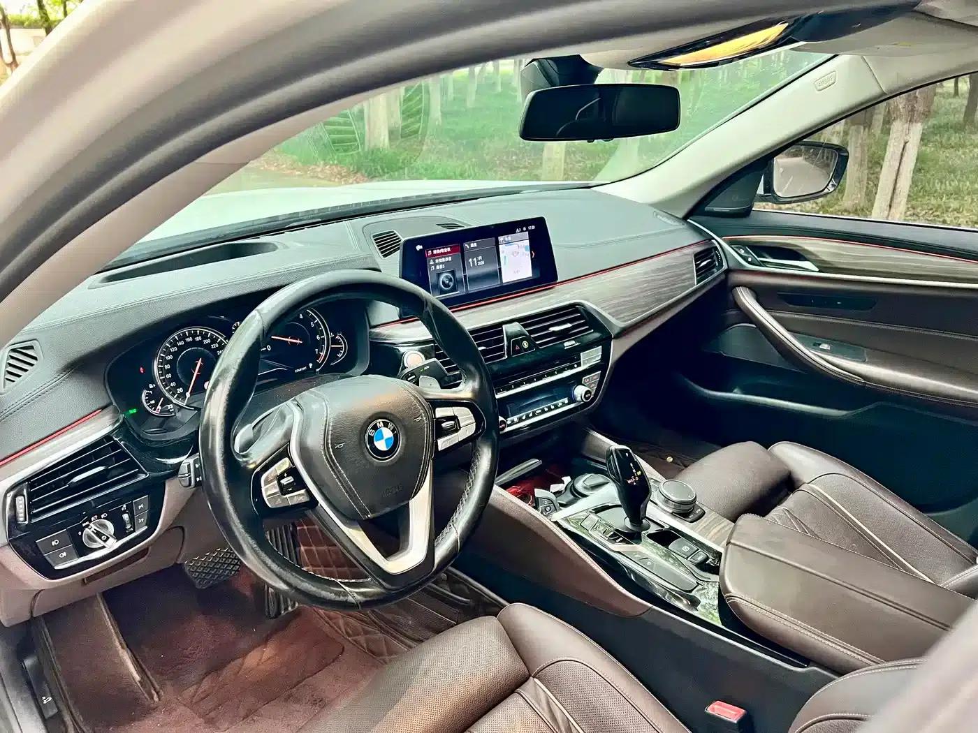 2018 BMW 5 Series Facelift 540Li Executive Edition — миниатюра 15