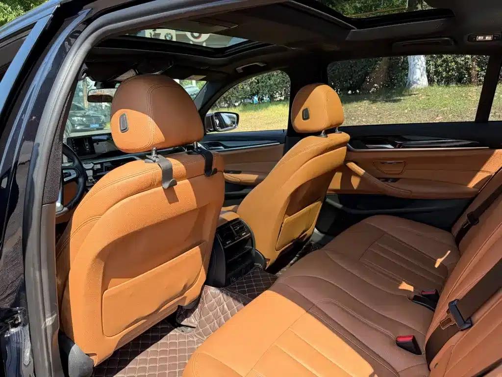 2018 BMW 5 Series 530Li Leading Luxury Package — миниатюра 11