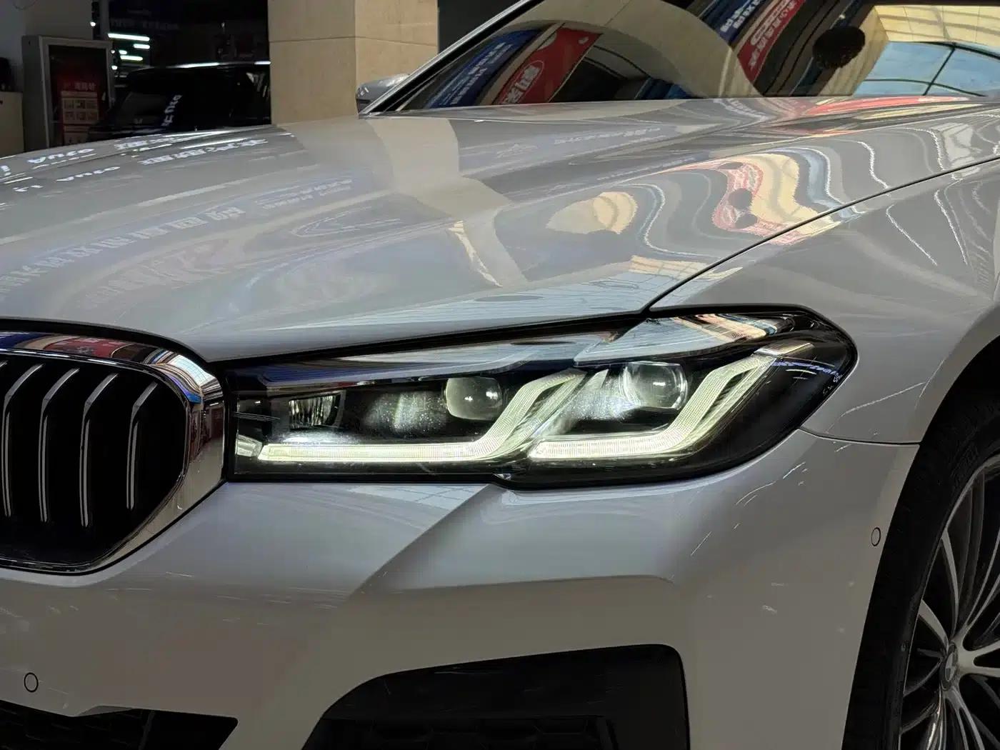 2023 BMW 5 Series Facelift 530Li Leading Edition M Sport Package — миниатюра 24