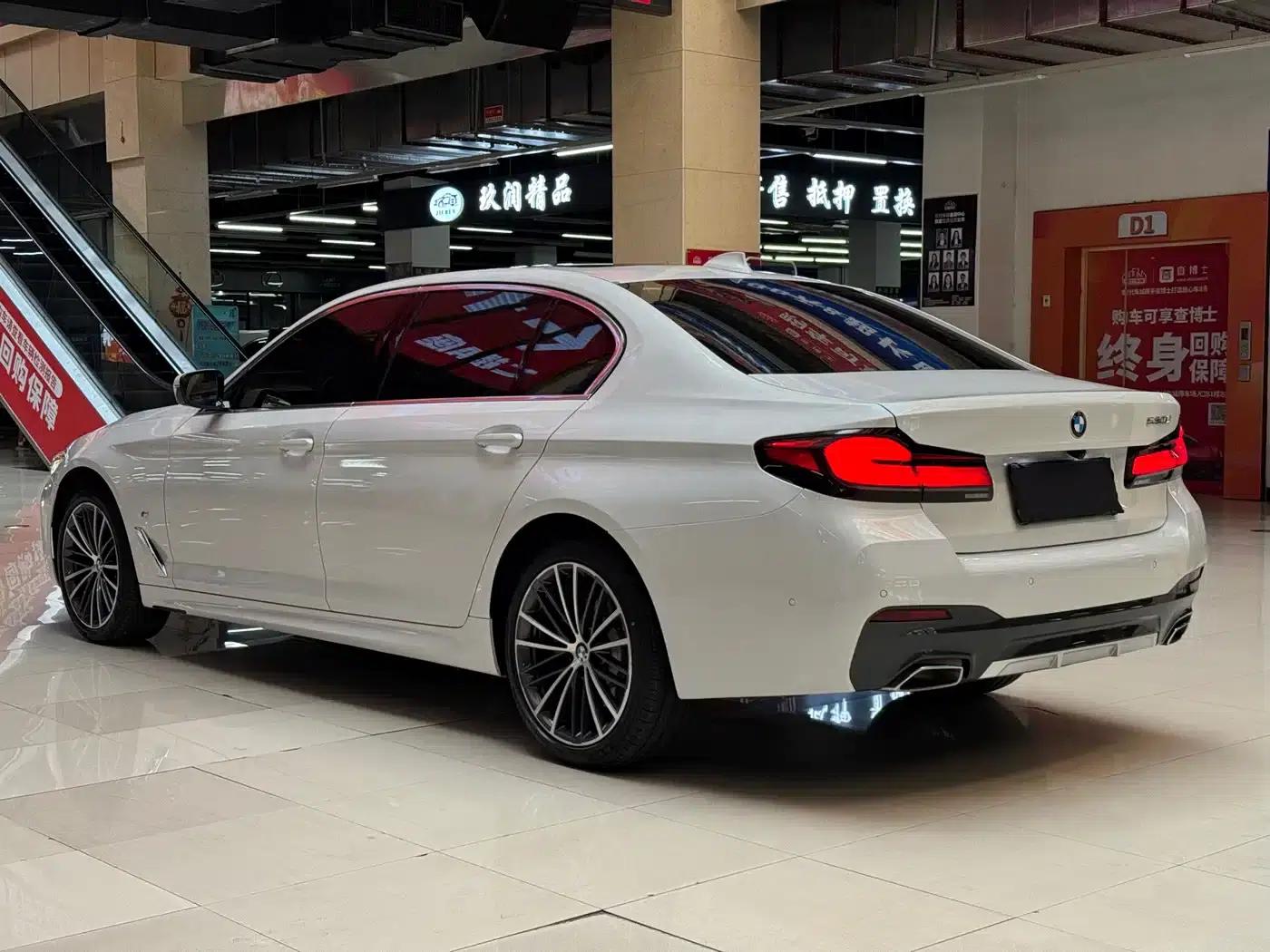 2023 BMW 5 Series Facelift 530Li Leading Edition M Sport Package — миниатюра 4