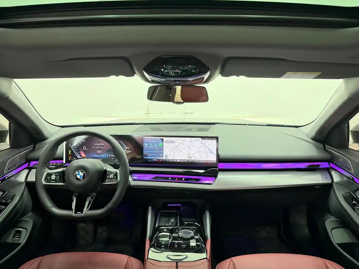 2024 BMW 5 Series 530Li Leading Edition M Sport Package — миниатюра 4