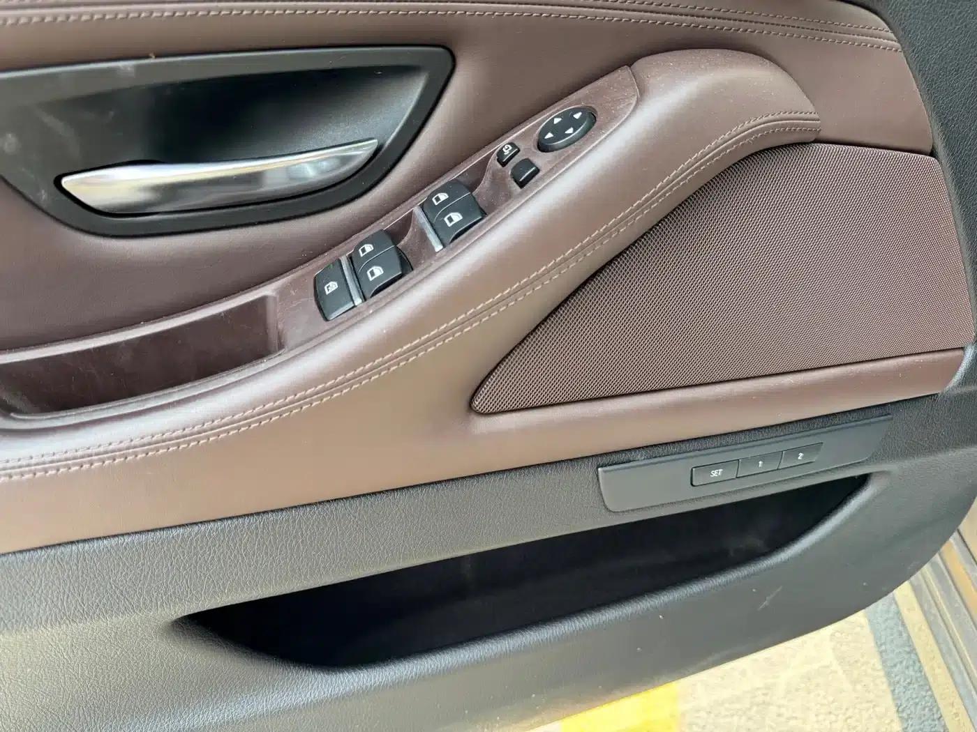 2017 BMW 5 Series 525Li Luxury Design Package — миниатюра 17
