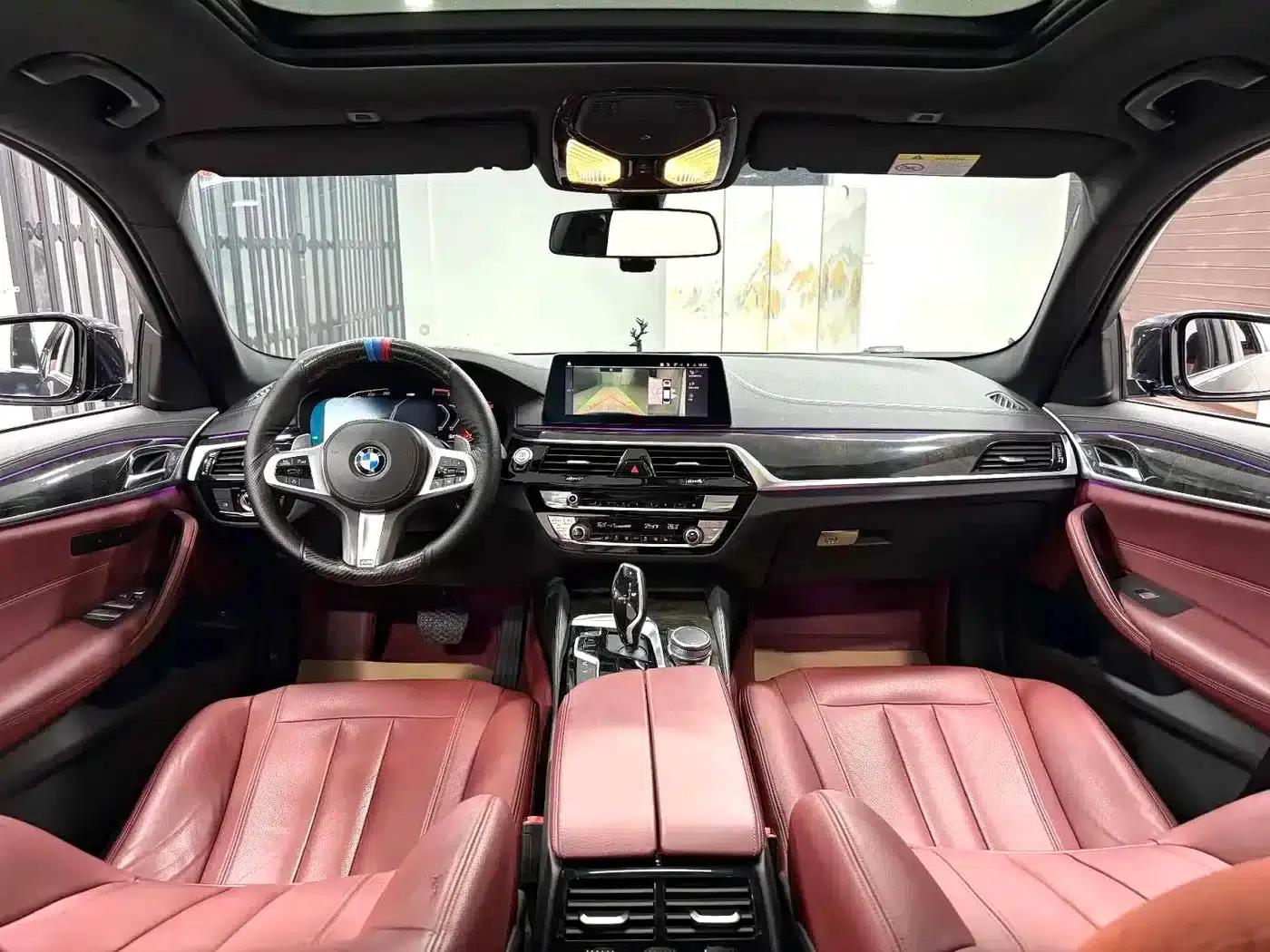 2020 BMW 5 Series 530Li Leading Edition M Sport Package — миниатюра 3