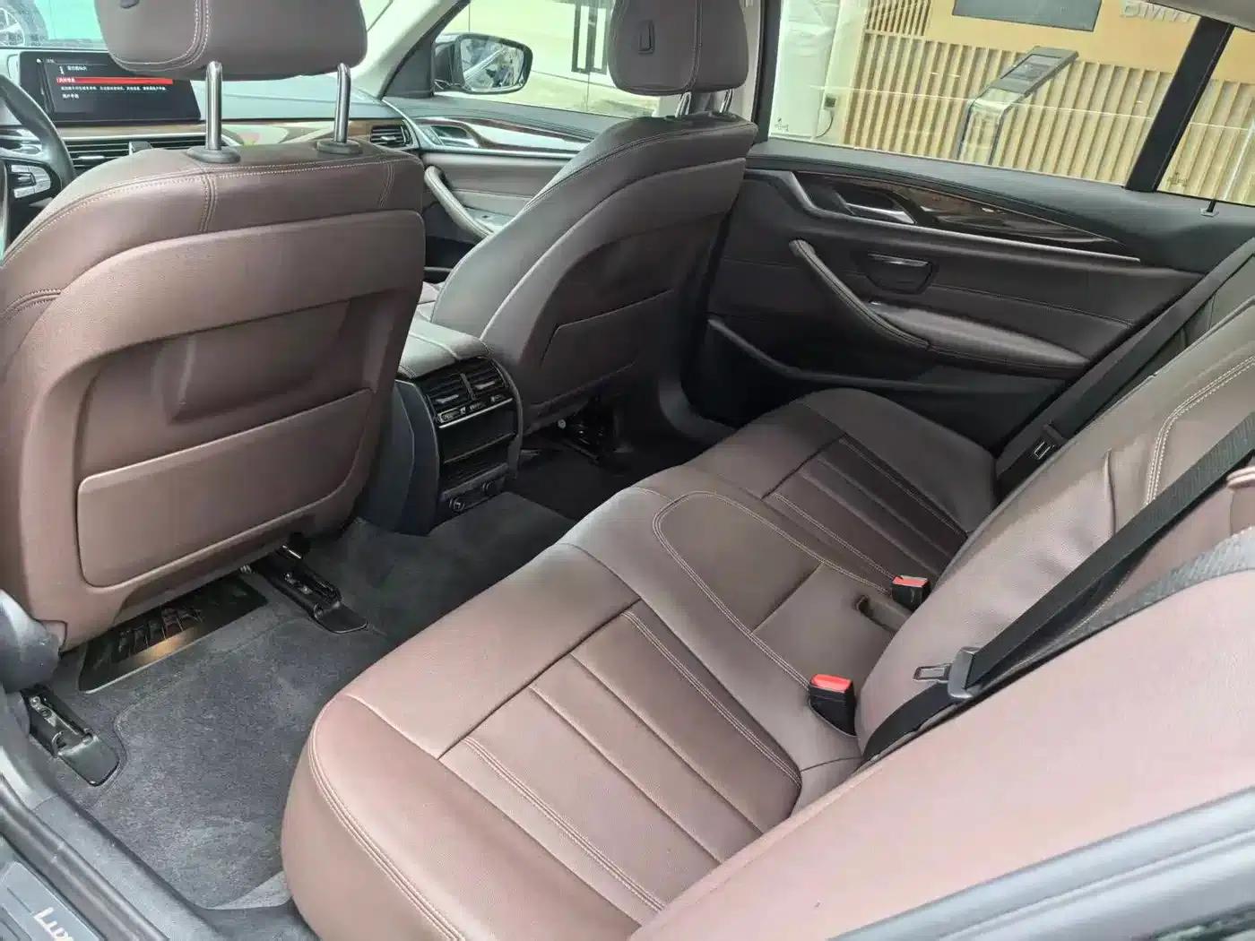2018 BMW 5 Series 525Li Luxury Package — миниатюра 7