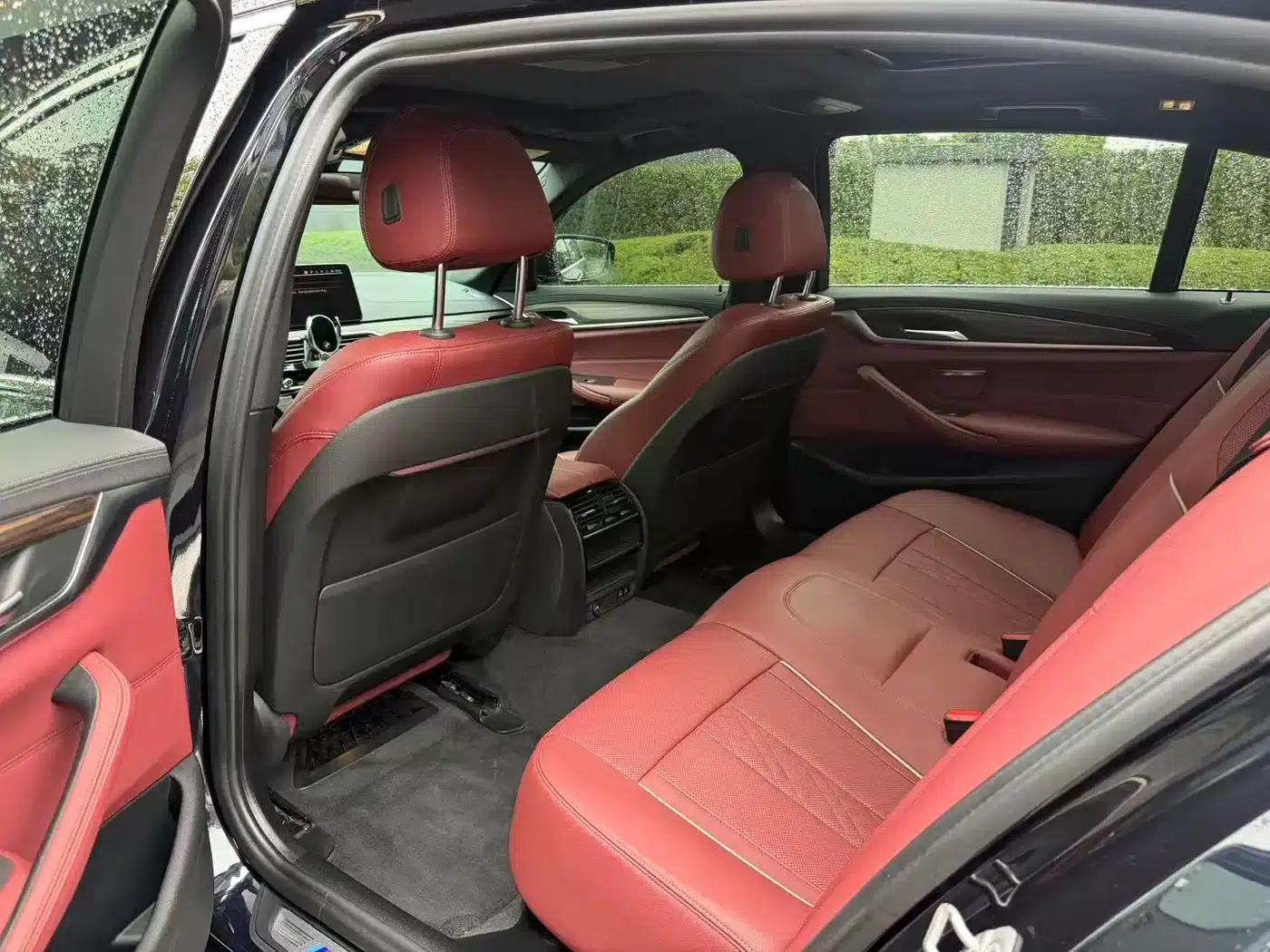 2022 BMW 5 Series Facelift 530Li Leading Edition M Sport Package — миниатюра 6