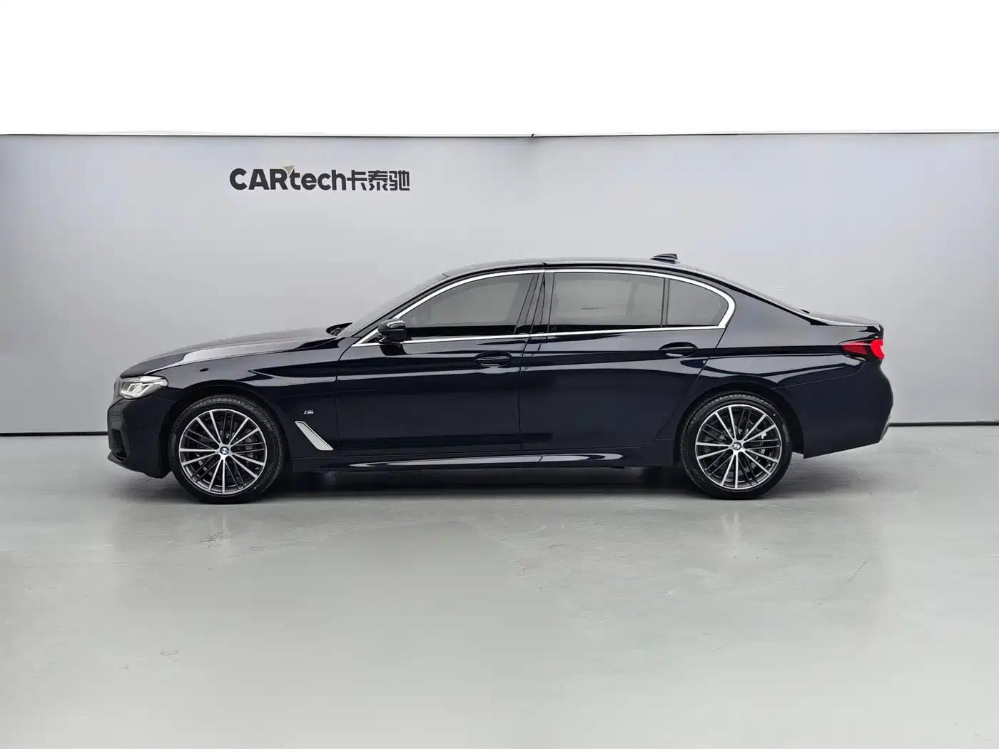 2023 BMW 5 Series Facelift 530Li Leading Edition M Sport Package — миниатюра 3