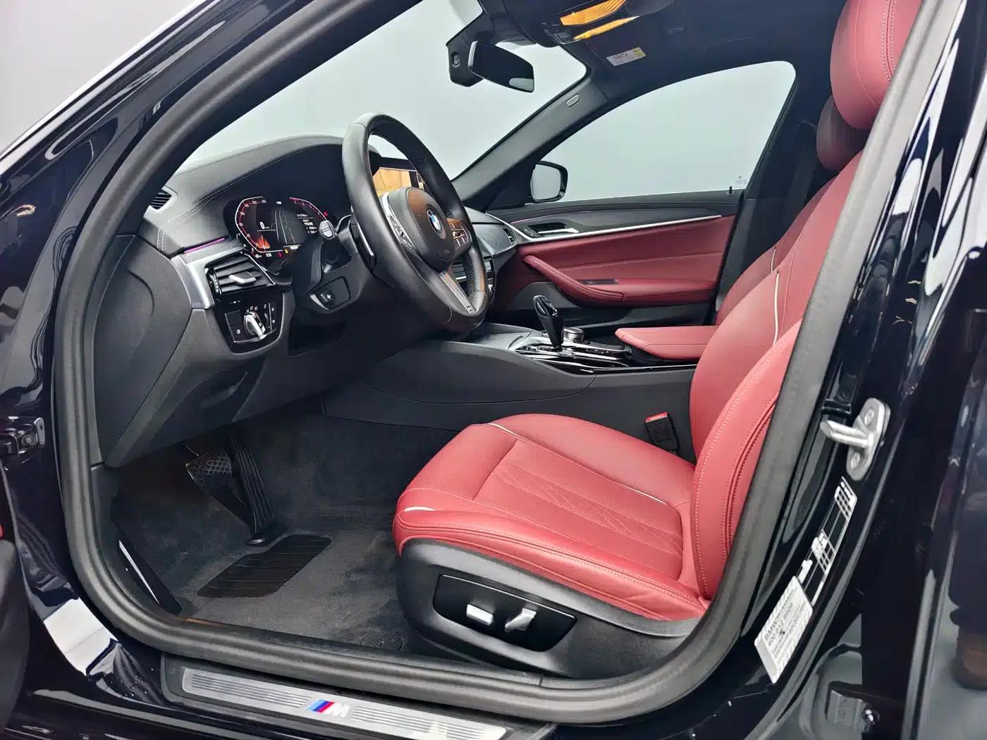 2023 BMW 5 Series Facelift 530Li Leading Edition M Sport Package — миниатюра 8