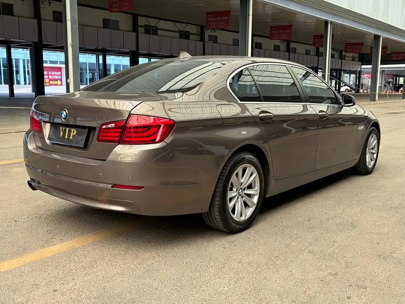 BMW 5 Series 2013 520Li Elegant Edition — миниатюра 5