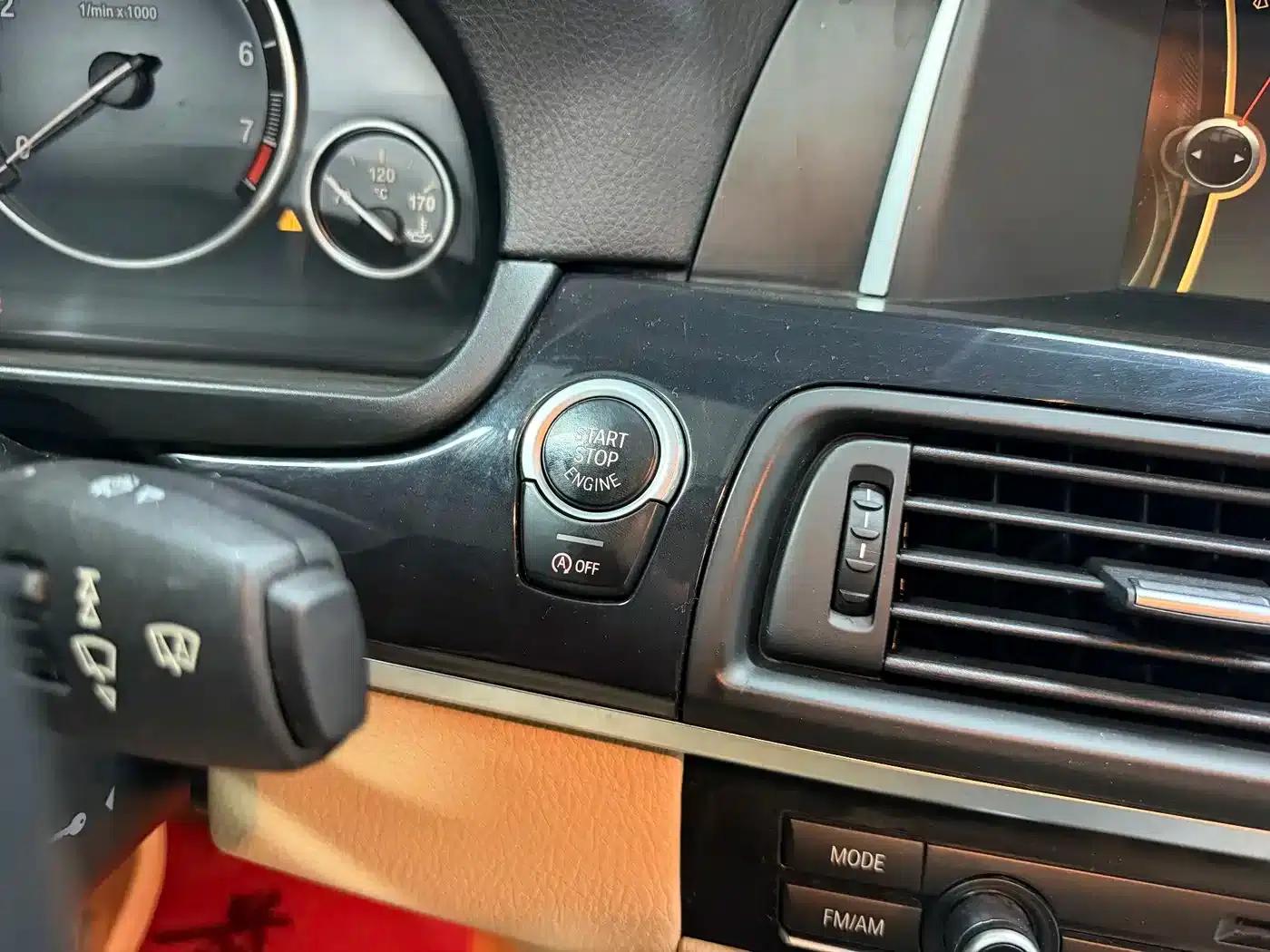 2014 BMW 5 Series 520Li Elegant Edition — миниатюра 13