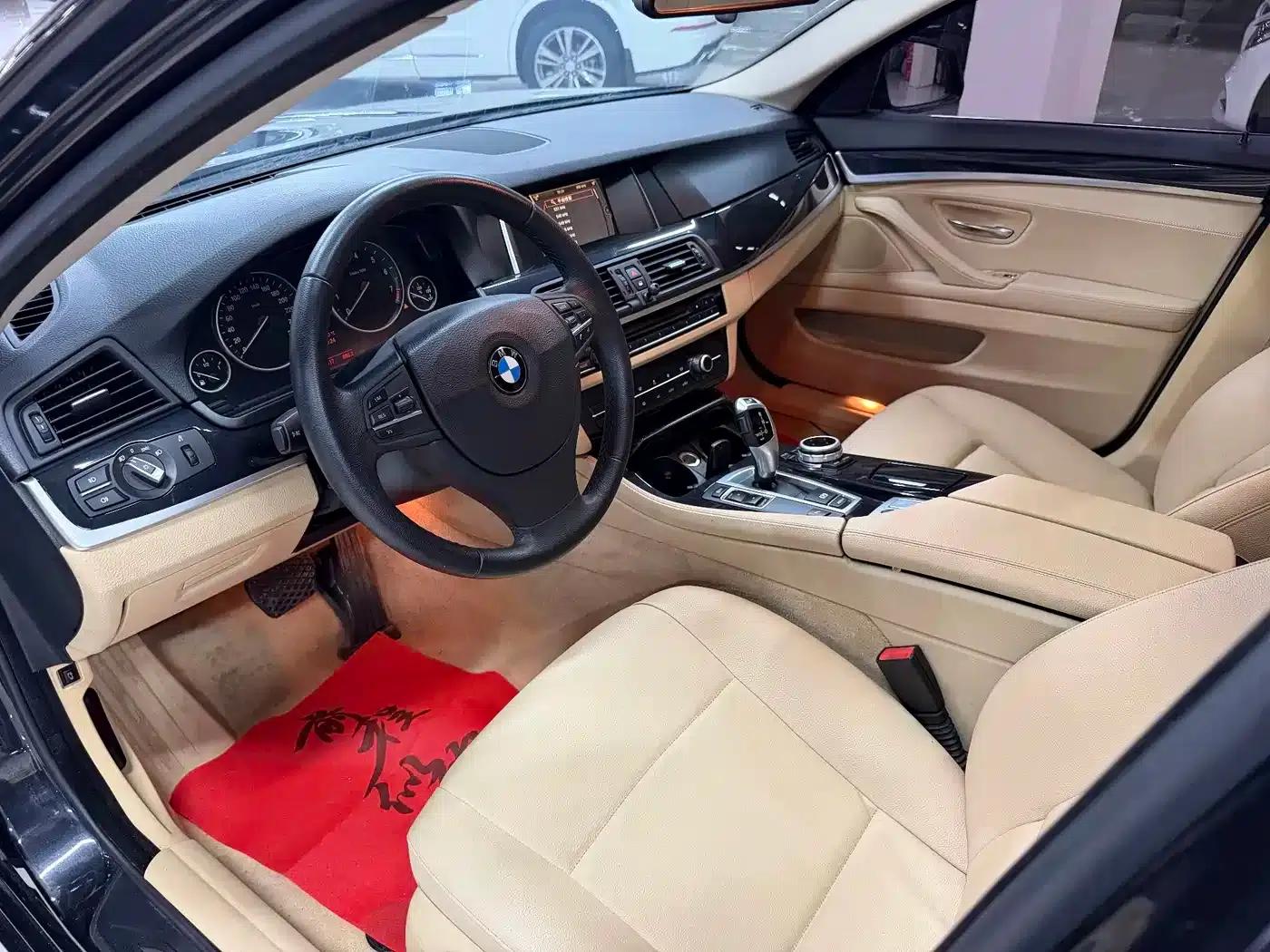 2014 BMW 5 Series 520Li Elegant Edition — миниатюра 15