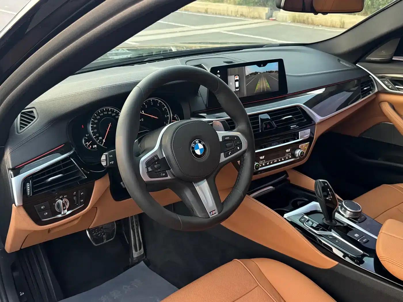 2018 BMW 5 Series Facelift 530Li Luxury M Sport Package — миниатюра 16