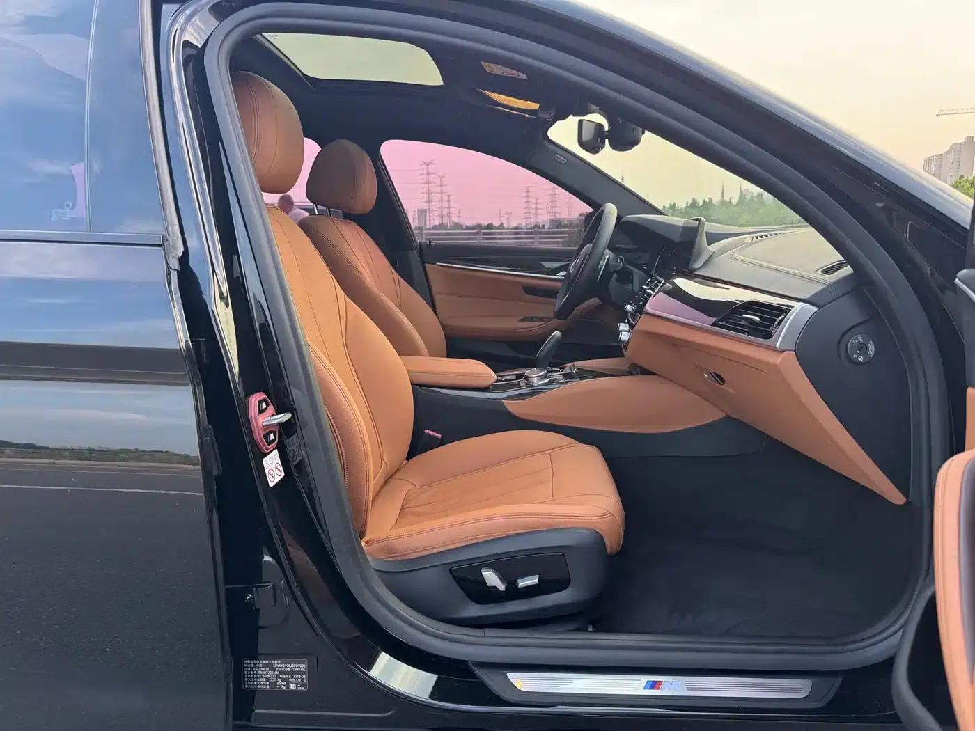 2018 BMW 5 Series Facelift 530Li Luxury M Sport Package — миниатюра 22