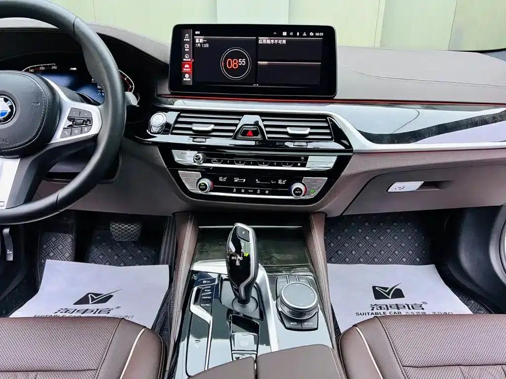 2022 BMW 5 Series Facelift 525Li M Sport Package — миниатюра 12